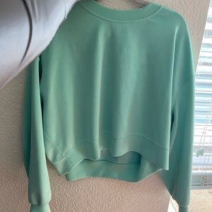 Lululemon softstream perfectly oversized cropped crew